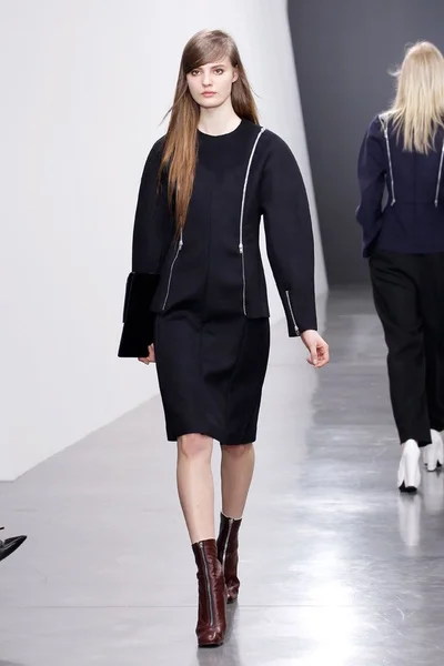Look 26